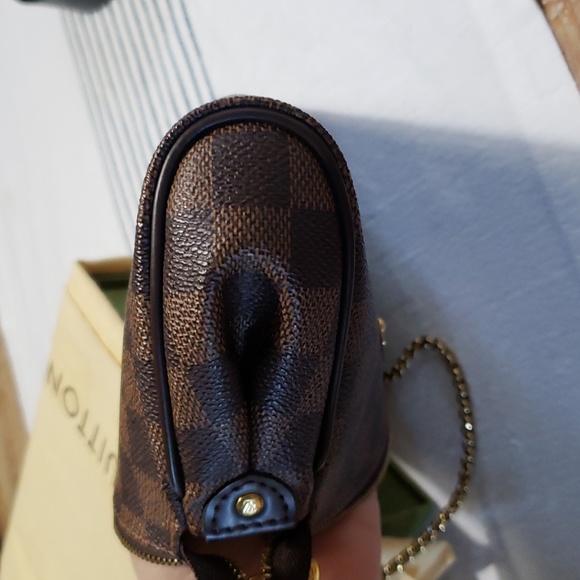 Louis Vuitton Eva Clutch - Picture 8 of 8